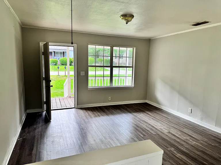 1409 N Dawson St #A — Photo 3