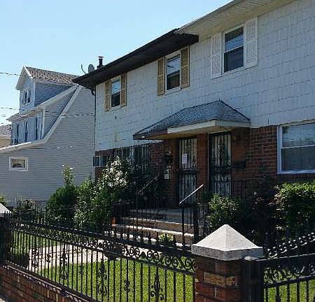 4th image of 109-54 143rd St