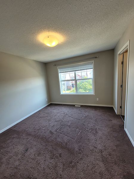 Edmonton House for rent - 3 Bedrooms — photo 8