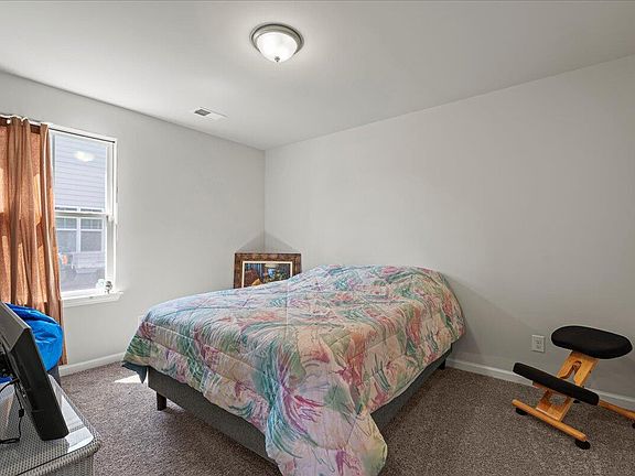 5th image of 293 Volunteer Park Rd