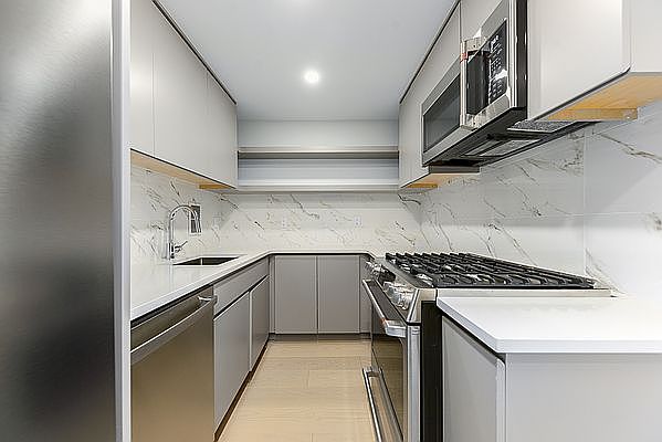 1st image of 561 Amsterdam Ave #31DD