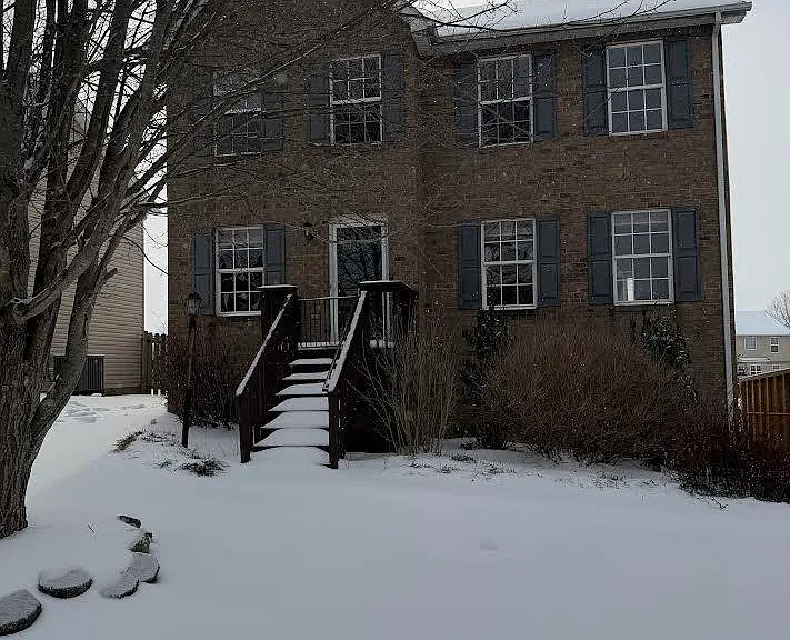 135 Aster Ln — Photo 1