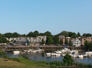 16 Platt St APT 4, Norwalk, CT 06855