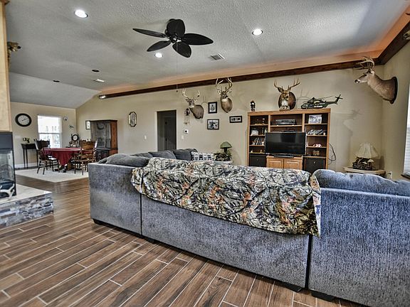 5th image of 9101 Quail Roost Dr