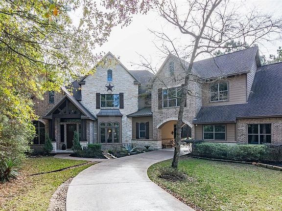 2nd image of 15513 Victorias Way Dr