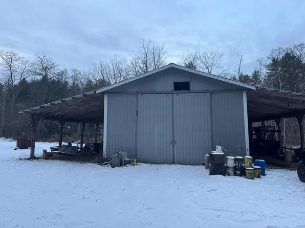 57 Sackett Creek Rd, Sayre, PA 18840