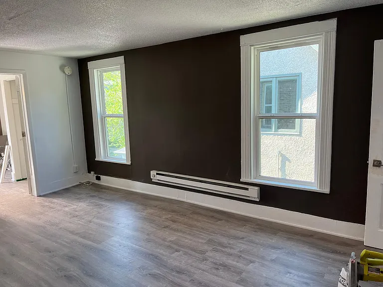 1421 5th St NE #3 — Photo 10