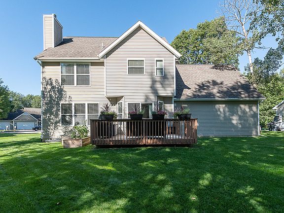 2nd image of 9963 Sea Breeze Ct