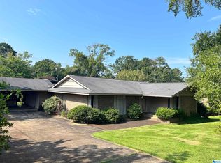 908 Heritage Dr, Sylacauga, AL 35150