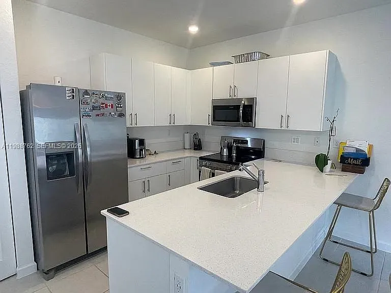 728 SE 14th Ct — Photo 25