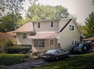 4010 N Washington St, Westmont, IL 60559