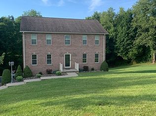 77 Pepperbush Ln, Fairmont, WV 26554