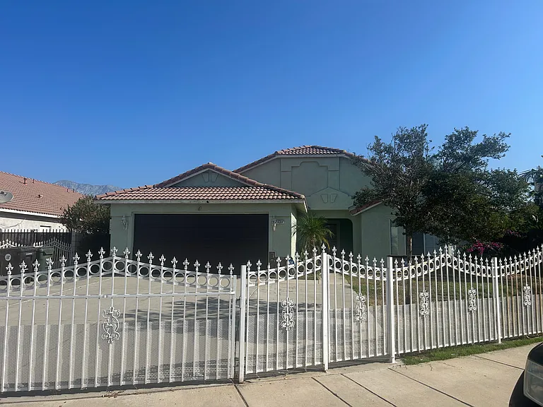 14384 Ivy Ave — Photo 1