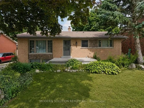 61 Godfrey Dr, London, ON N5V 2E8