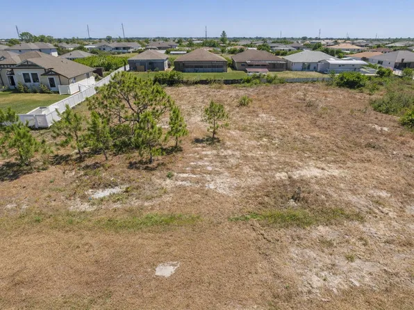 15068 Aquarius Circle, Port Charlotte, FL 33981