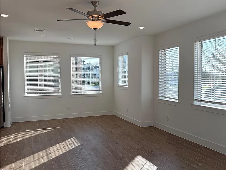 1442 Shaded Rock Dr — Photo 14