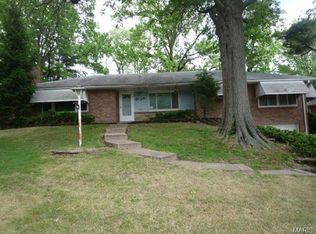 160 Signal Hill Dr, Saint Louis, MO 63121