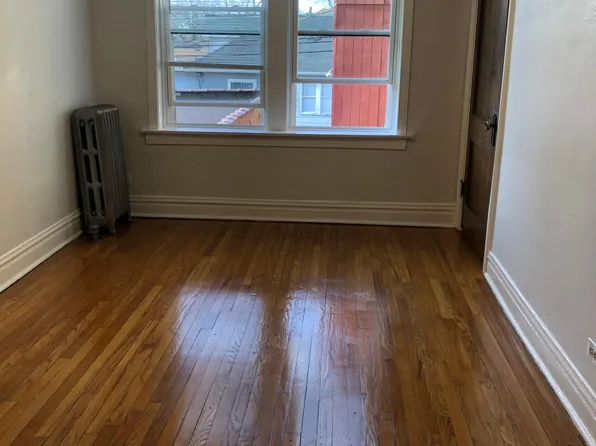6128 Roosevelt Rd APT 5, Oak Park, IL 60304