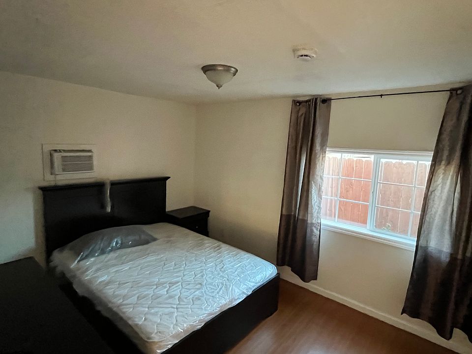 1st image of 3185 35th Ave