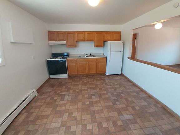 3rd image of 137 50th Ave APT 2W