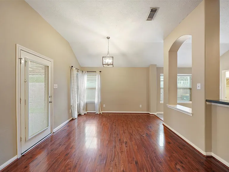 6903 Summer Bridge Ln — Photo 8