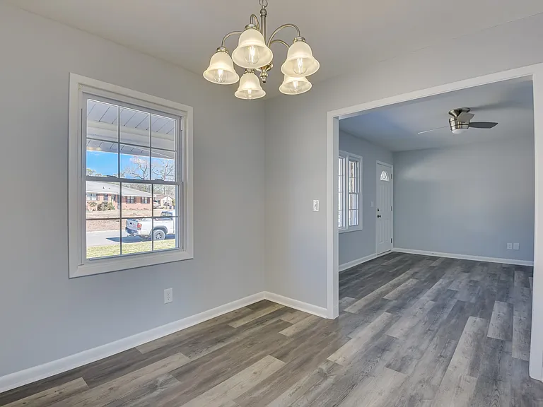 1709 Forest Creek Ct — Photo 7
