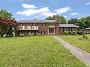 3235 N Fremont Ave, Springfield, MO 65803