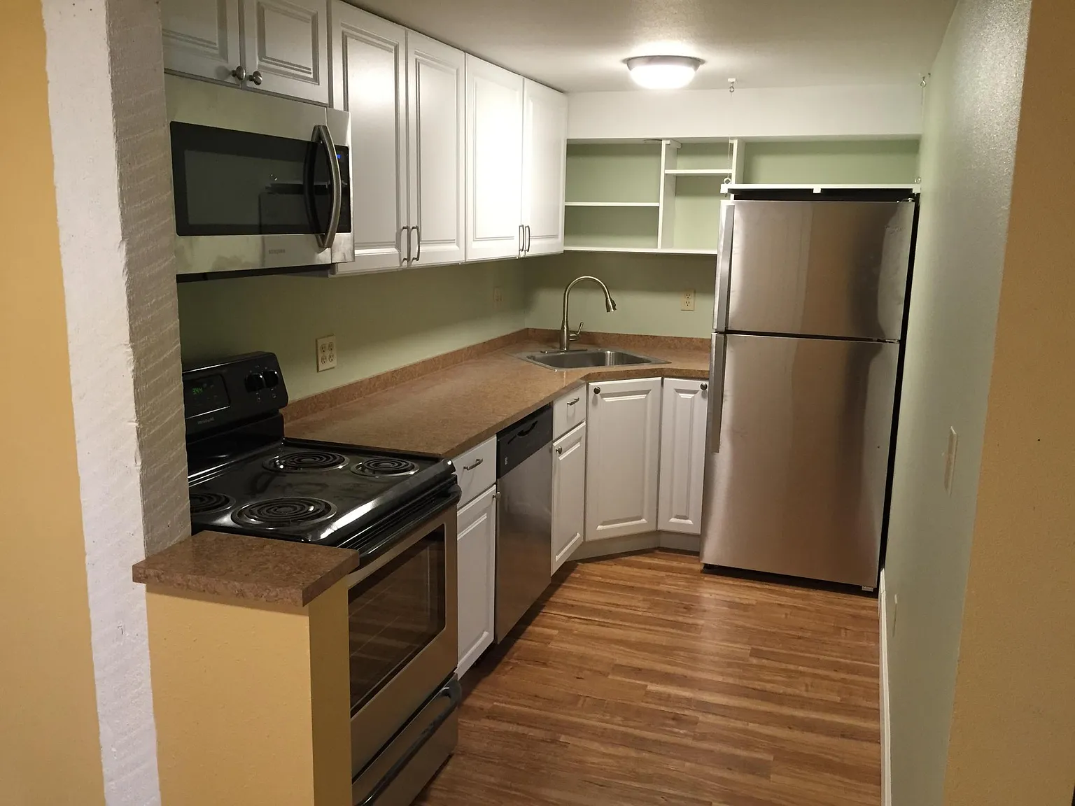 2 bed, 1200 sqft, $1,500 — Photo 4