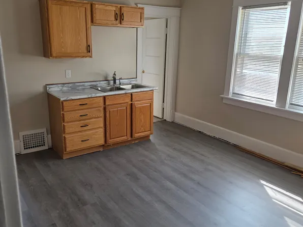 3244 N Buffum St, Milwaukee, WI 53212