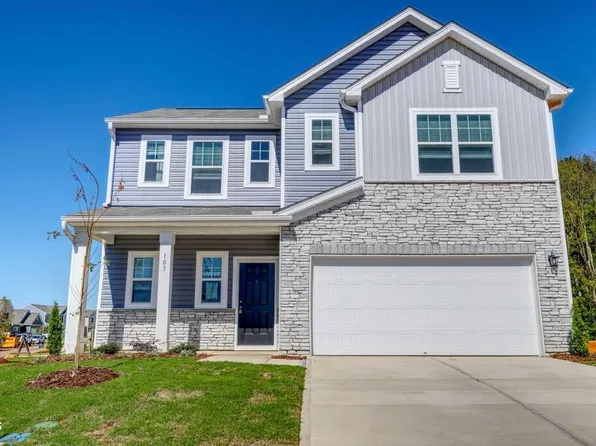 103 Blue Moon Ln, Clayton, NC 27520