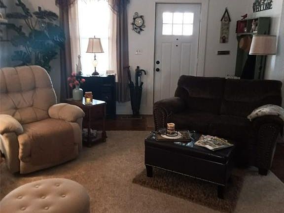 3rd image of 1202 Spring St