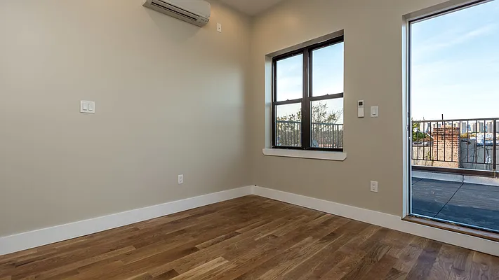 Rented by Nooklyn NYC LLC | media 19