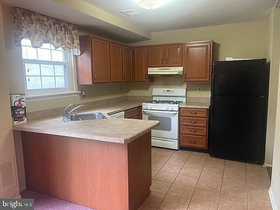 2nd image of 4521 Concord Pl
