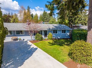 8242 NE 143rd Pl, Kirkland, WA
