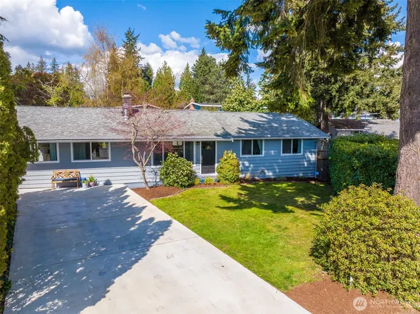 8242 NE 143rd Place, Kirkland, WA 98034