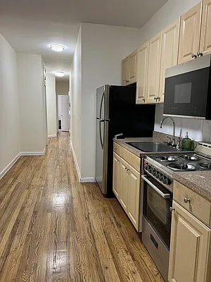 Rented by Five Town Global Realty | media 23