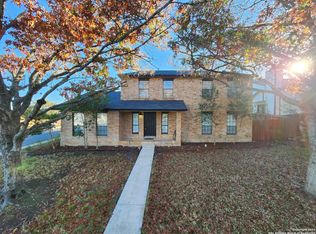 1924 Creek Holw, San Antonio, TX 78259