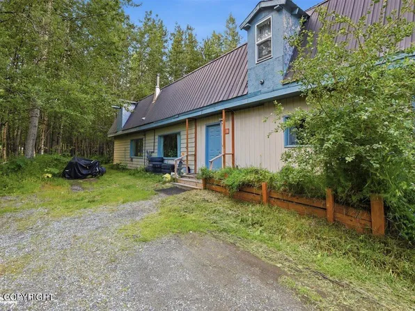 18293 E Maud Rd, Palmer, AK 99645