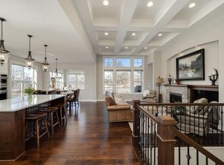 6406 Timber Arch Dr, Chaska, MN 55318