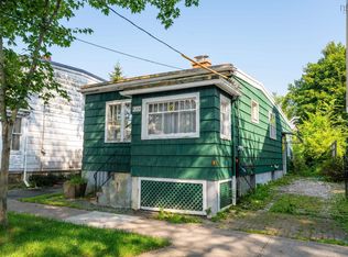 6301 Lawrence St, Halifax, NS B3L 1J8