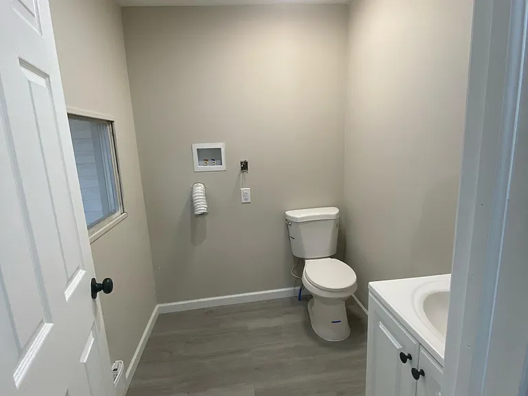 222 S Walnut St #1 — Photo 3