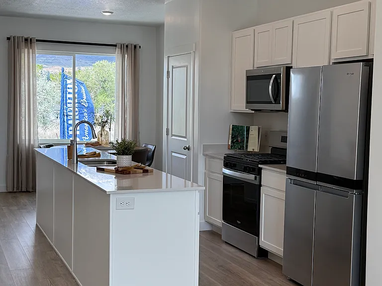 308 E 1275 Nort #308 — Photo 3