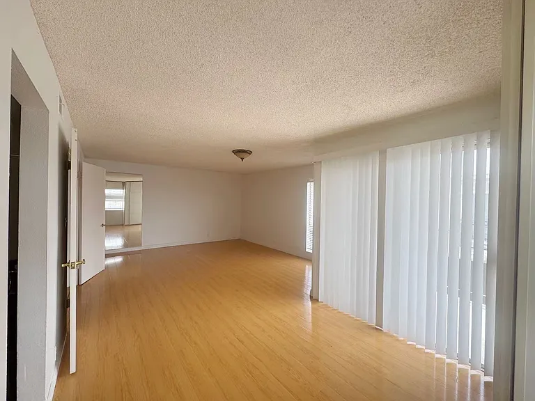 602 N Huntington Ave #1 — Photo 6