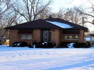 345 Newman Rd S, Racine, WI 53406