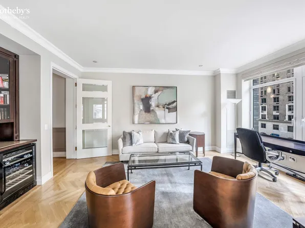 515 Park Avenue image 4 of 18