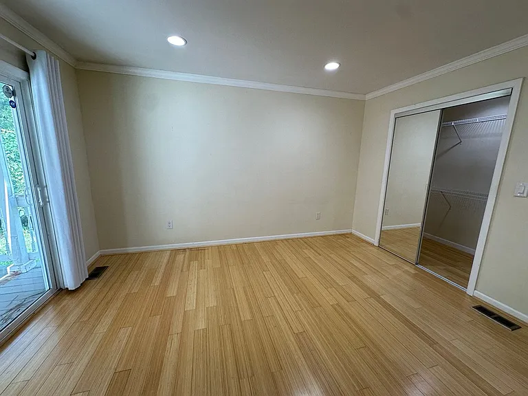 108 Jason Dr — Photo 6