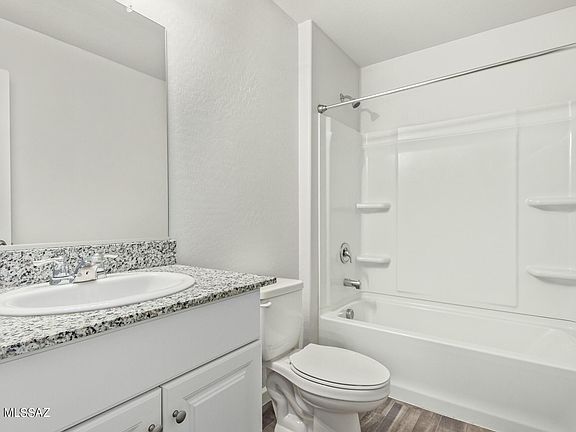 5th image of 317 E Bobcat Pl