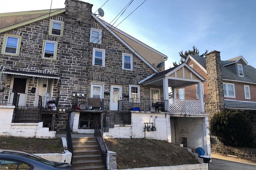 2nd image of 34 Kent Rd