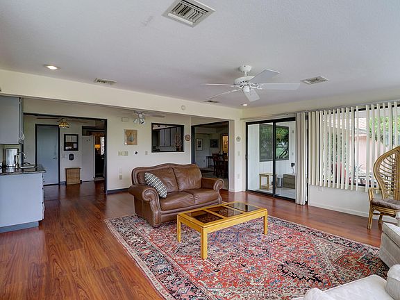 4th image of 12439 W Bluestem Dr