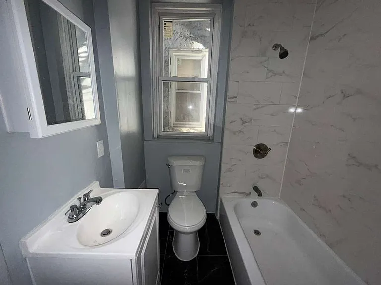 401 Central Ave #24E — Photo 3